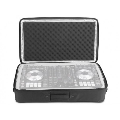 UDG Urbanite MIDI Controller Sleeve Large Black (U7102BL)