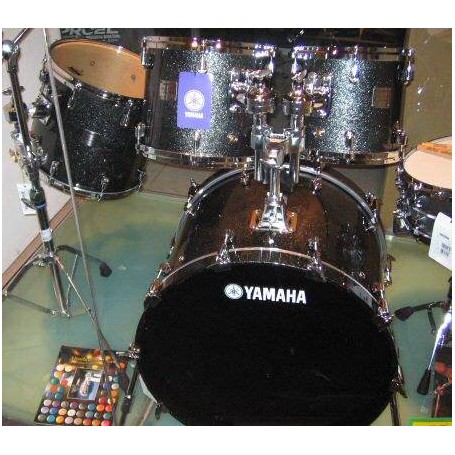 YAMAHA YD15000 MAPLE ABSOLUTE NOUVEAU Cassa da 18"